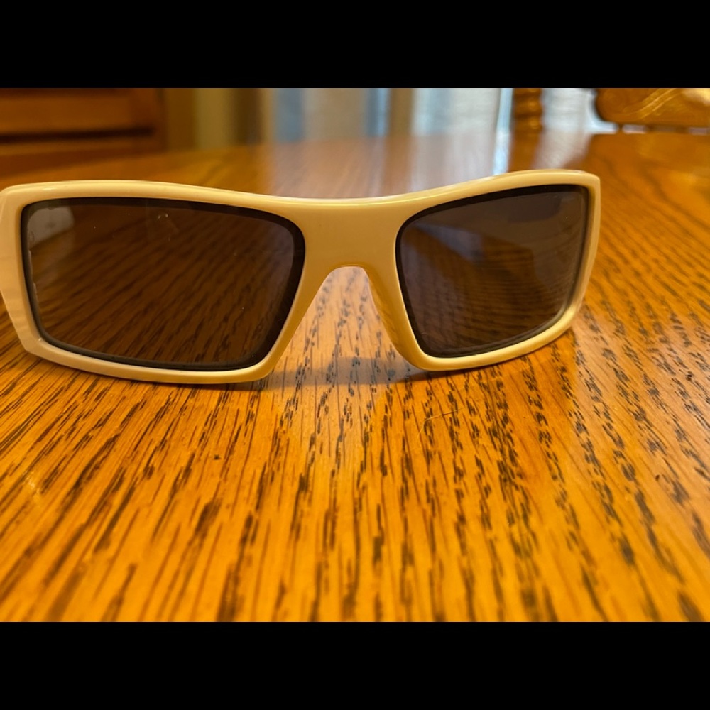 Oakley Gascans